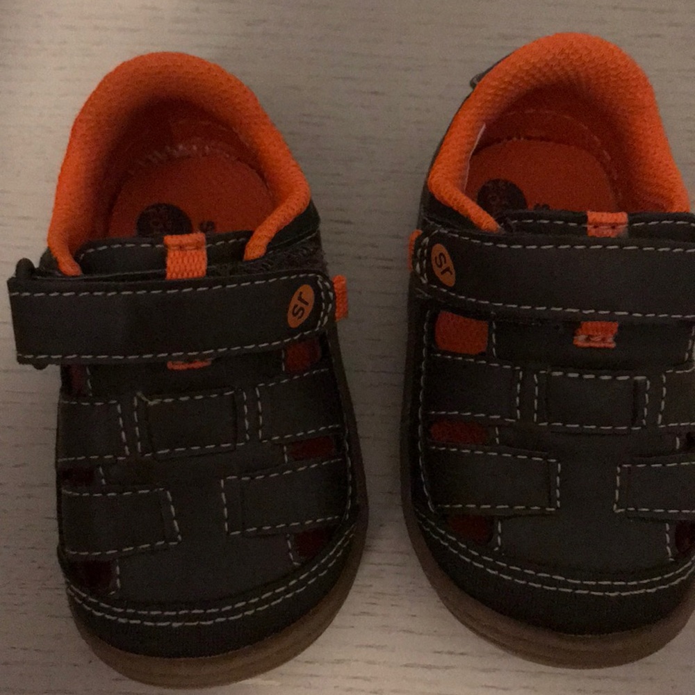 Brown stride rite sandals
